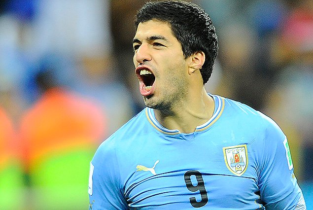 JUEVES - LUIS SUAREZ 2