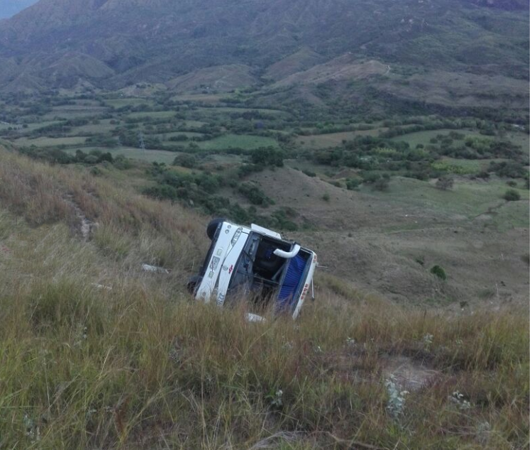 Bus Bolivariano se volco