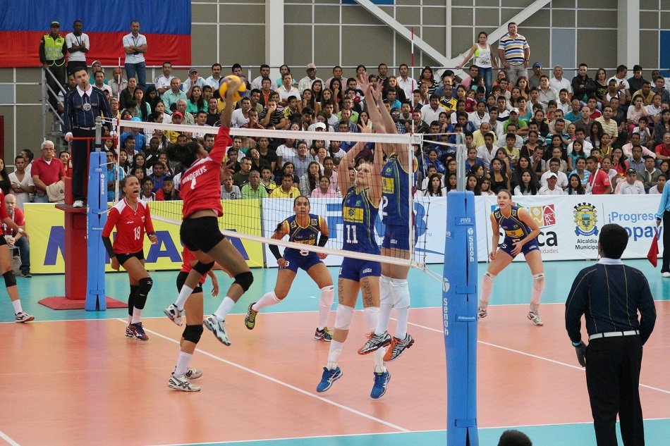 BRASIL VS VENEZUELA VIERNES1 22